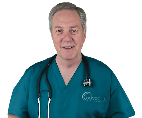 Un vétérinaire fournissant des détails sur une large gamme vétérinaire du fabricant médical AdvaCare Pharma.