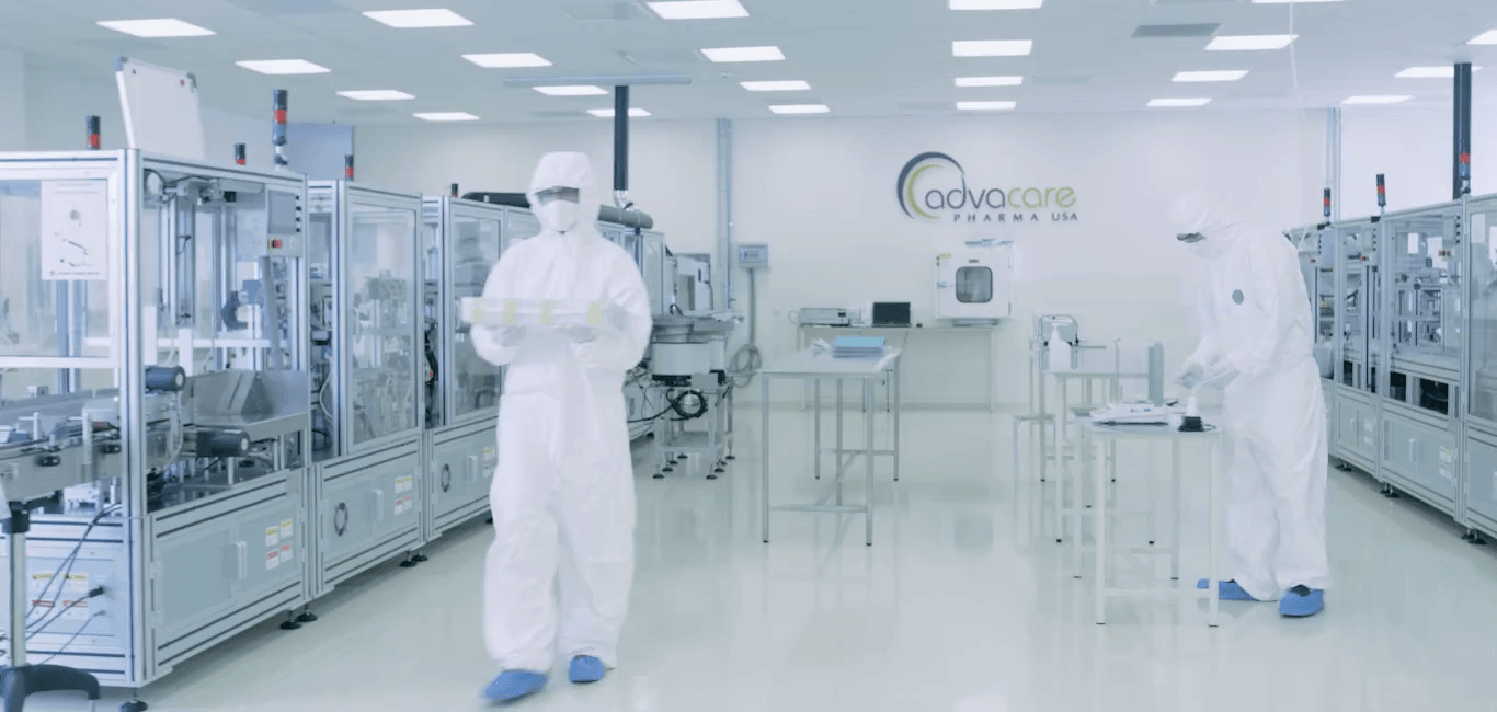 Laboratorios e instalaciones de fabricación certificados por AdvaCare Pharma.